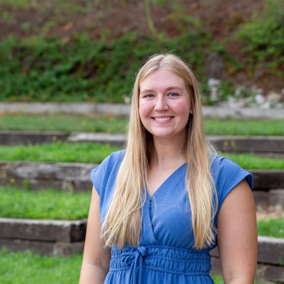 Kaylee Gillespie headshot